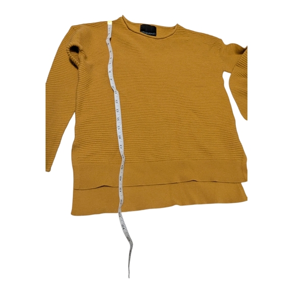 Cynthia Rowley Mustard, Long Sleeve Blouse/Sweater. Size S. - Picture 6 of 6
